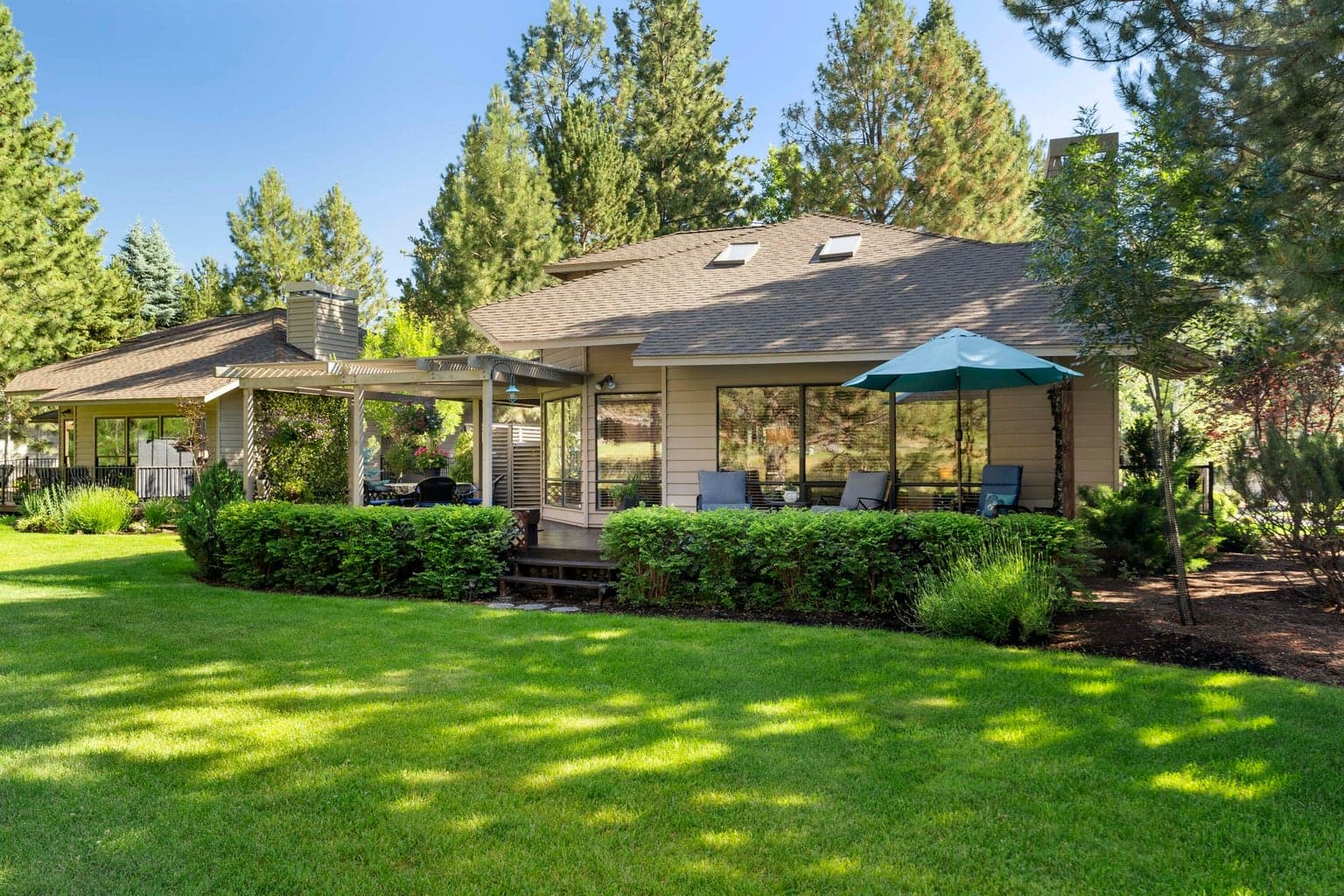 Photo of 2805 NW Golf Course Drive S 32 of 43