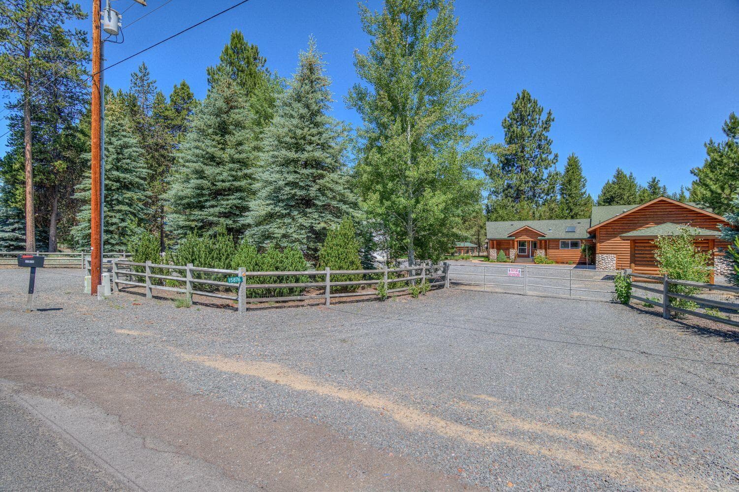 Photo of 15876 6th Street 2 of 43