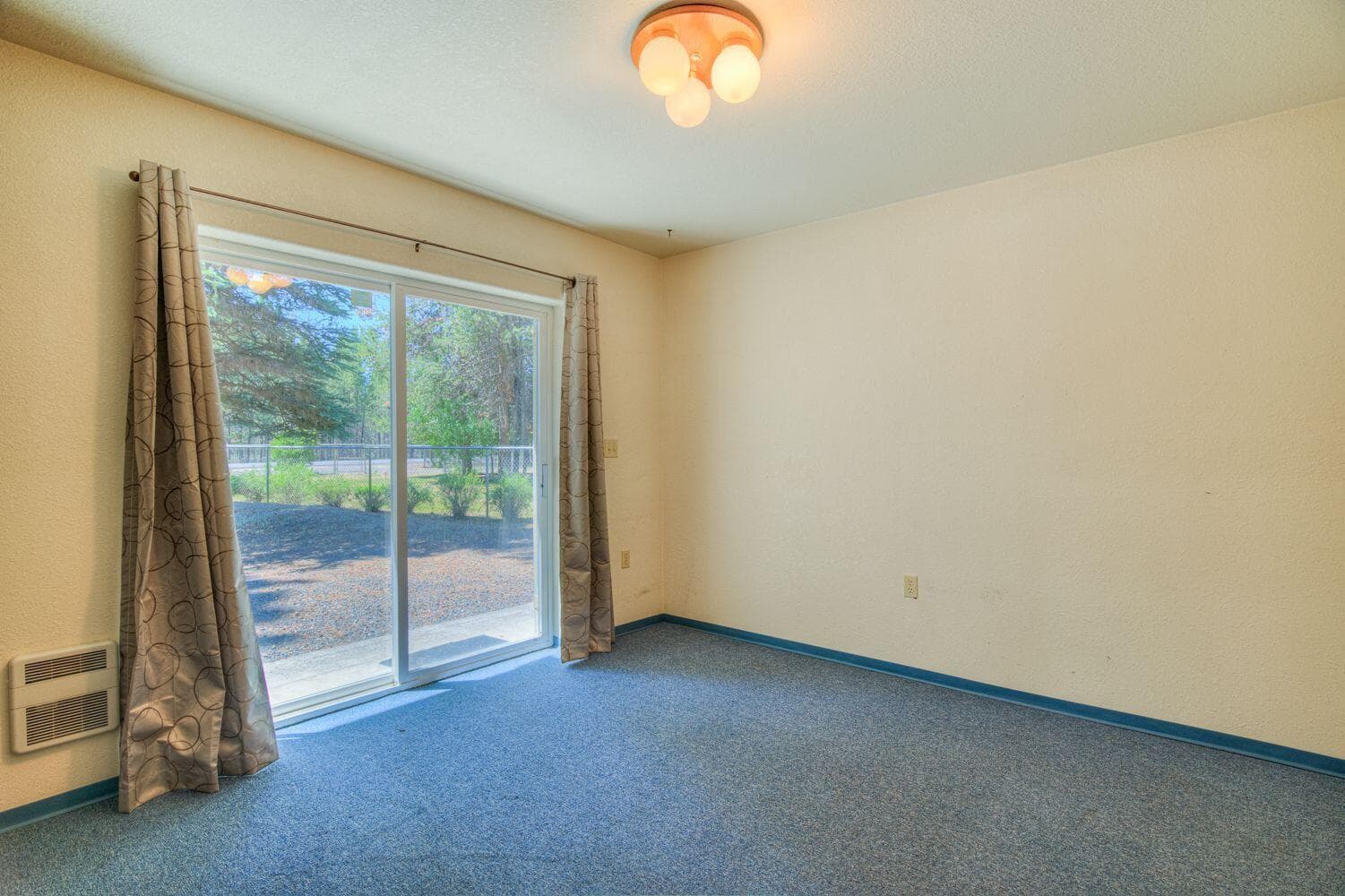 Photo of 15876 6th Street 11 of 43
