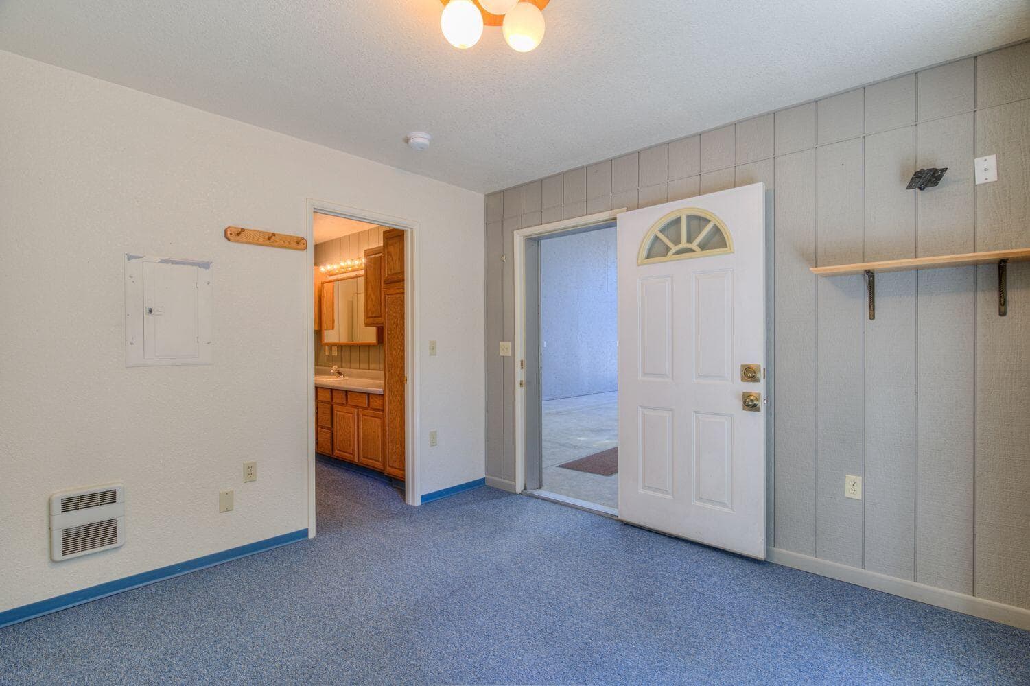 Photo of 15876 6th Street 12 of 43