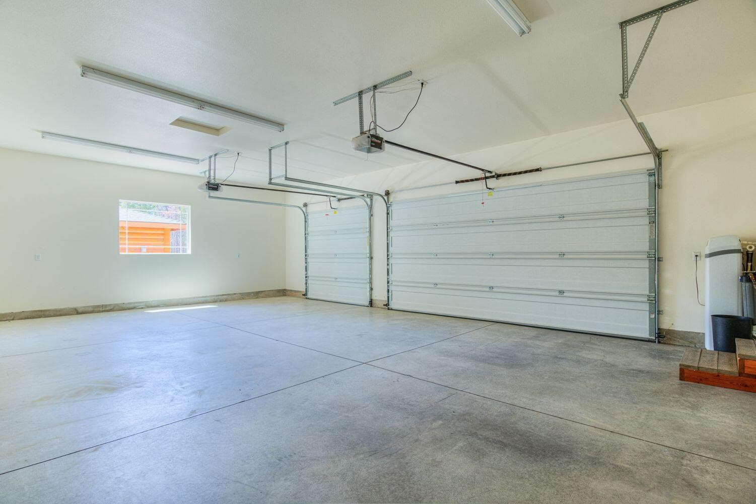 Photo of 15876 6th Street 30 of 43
