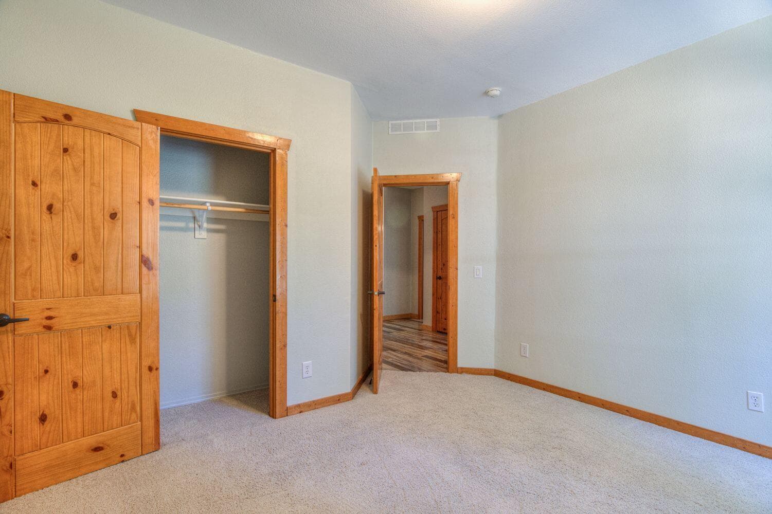 Photo of 15876 6th Street 34 of 43