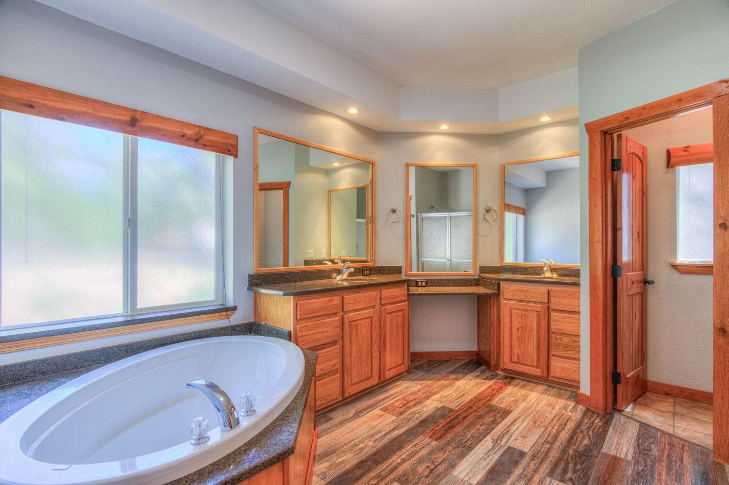 Photo of 15876 6th Street 40 of 43