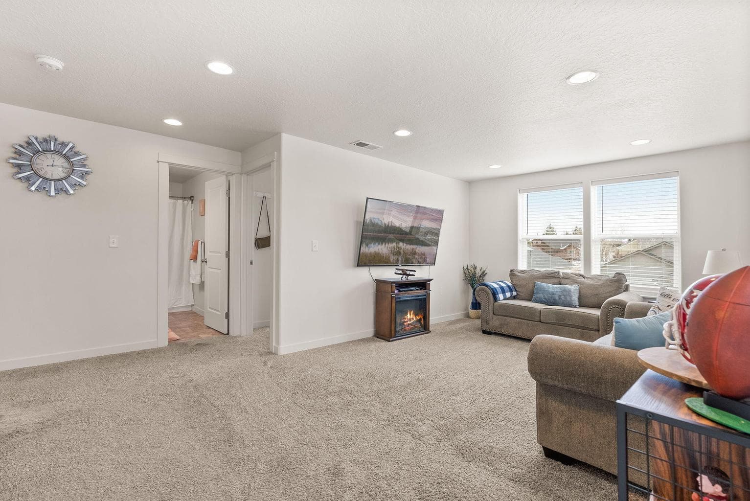 Photo of 4199 SW 34th Street 15 of 40