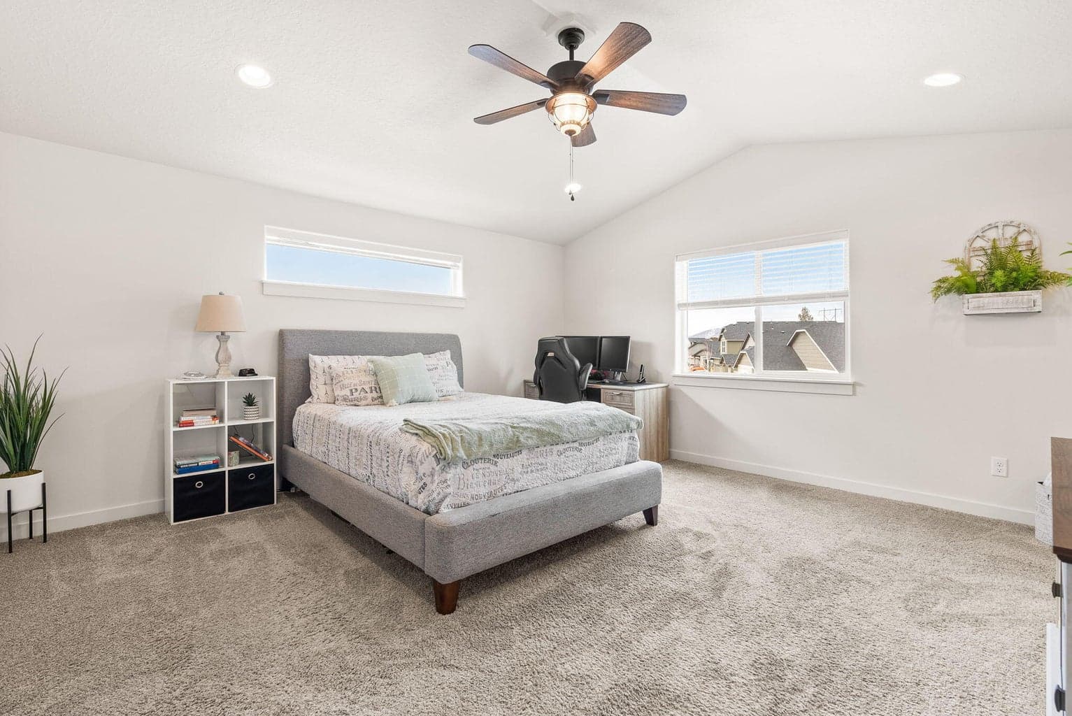 Photo of 4199 SW 34th Street 19 of 40