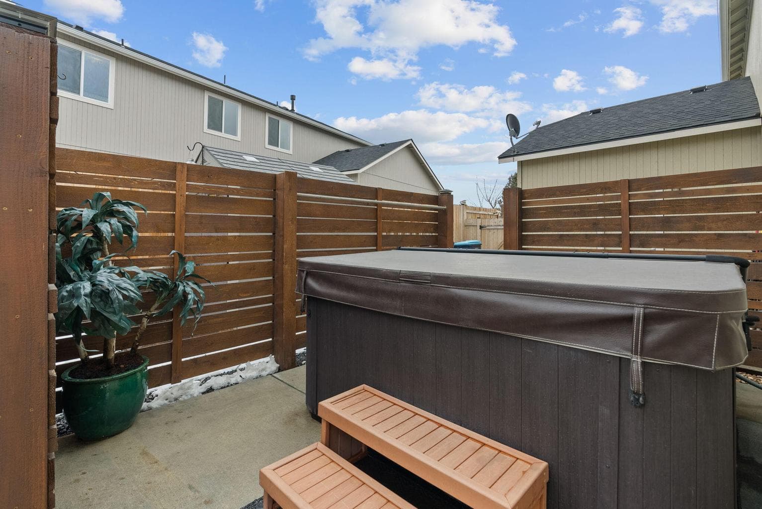 Photo of 4199 SW 34th Street 34 of 40