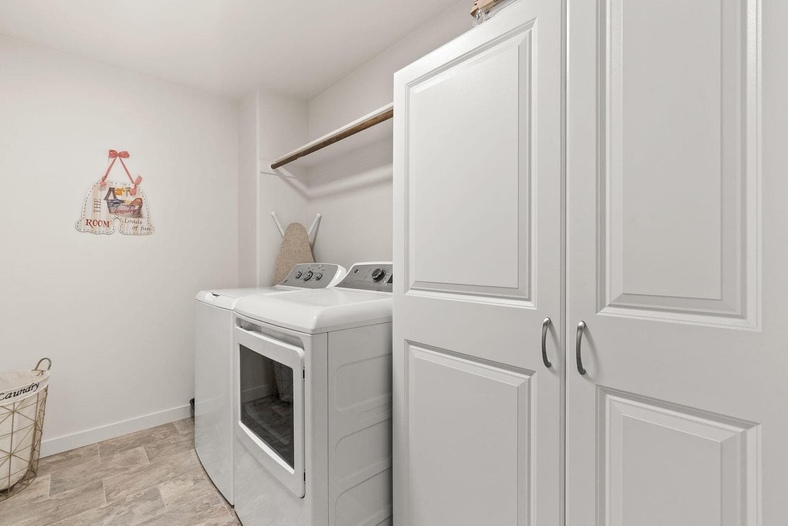 Photo of 4199 SW 34th Street 31 of 40