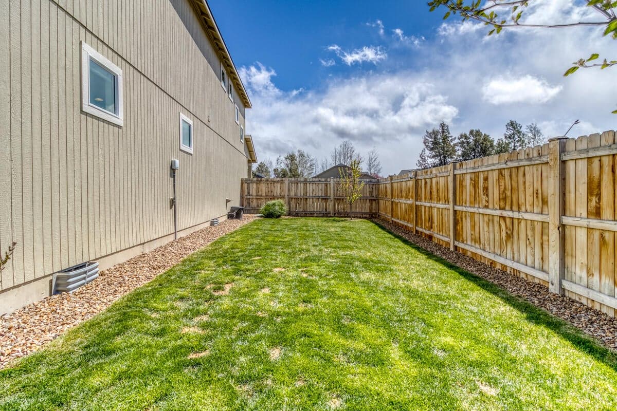 Photo of 4199 SW 34th Street 36 of 40