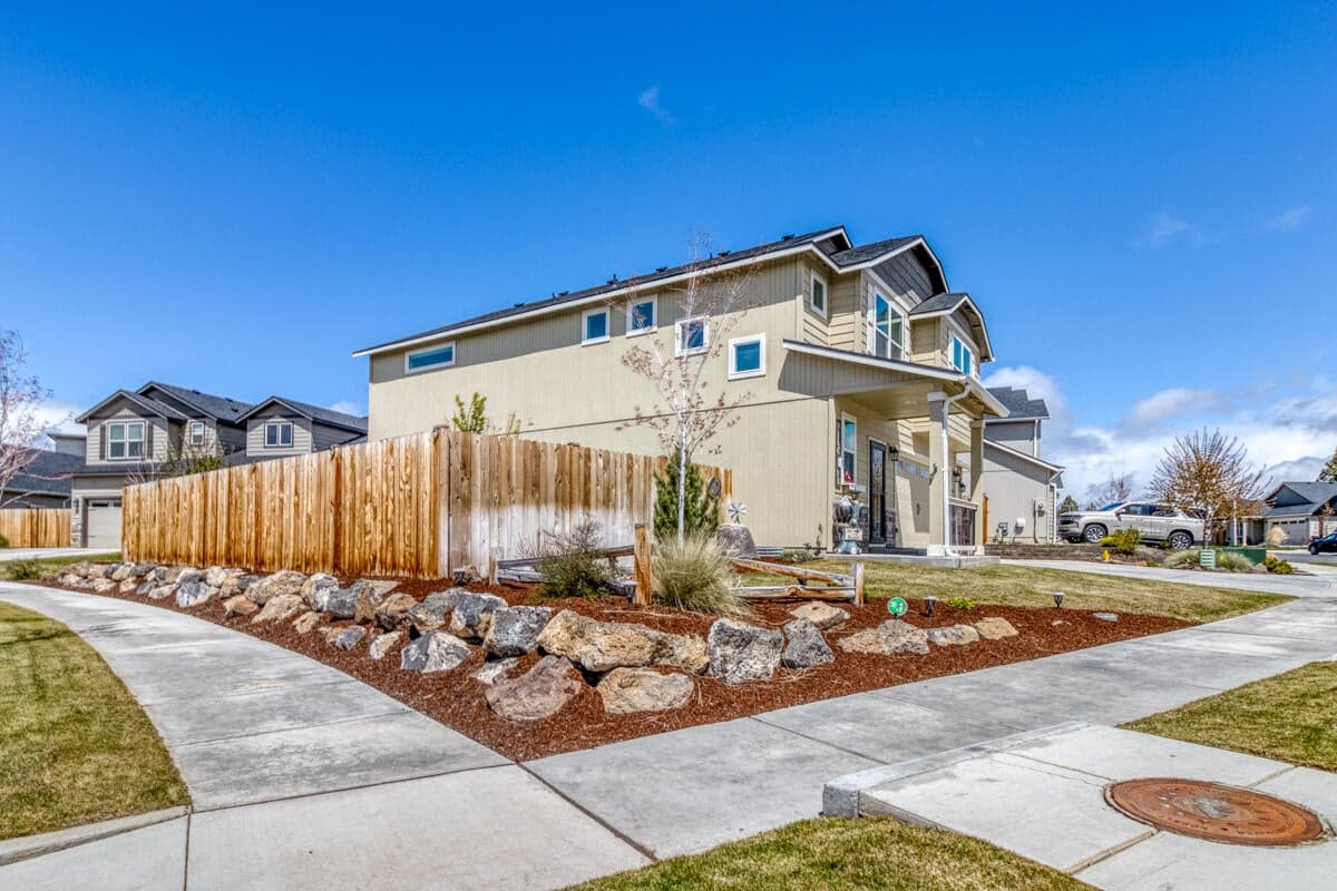 Photo of 4199 SW 34th Street 39 of 40
