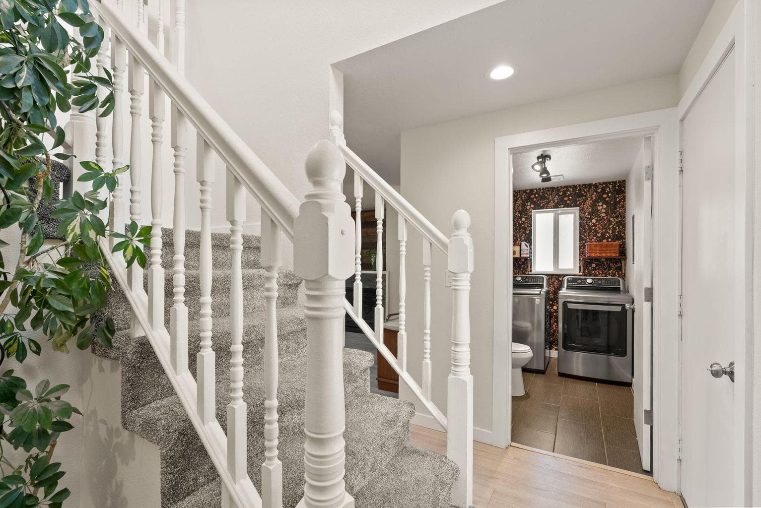 Photo of 3110 NE Richmond Court 7 of 43