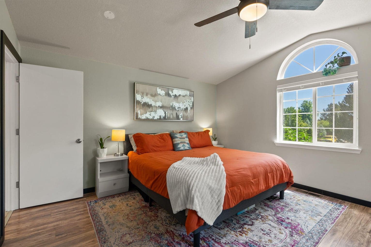 Photo of 3110 NE Richmond Court 20 of 43