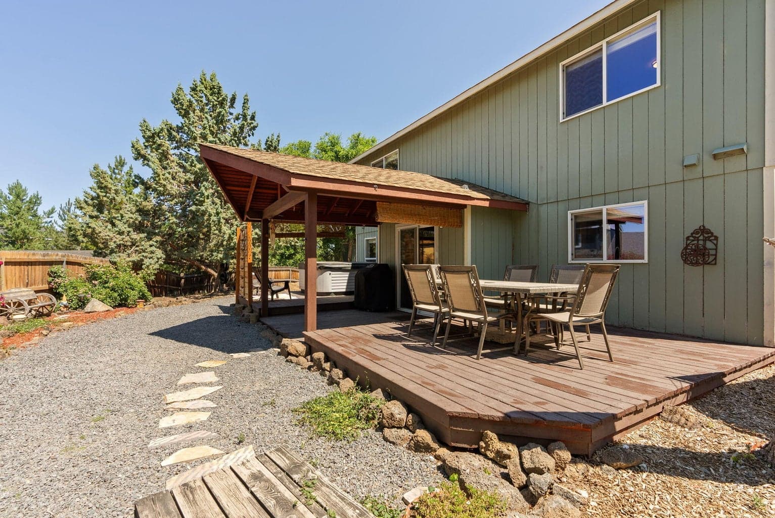 Photo of 3110 NE Richmond Court 34 of 43