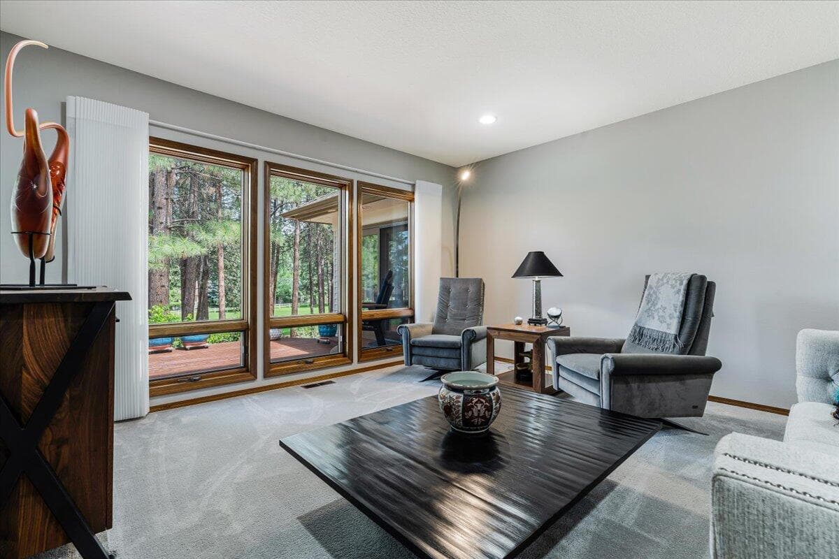 Photo of 60841 Willow Creek Loop 13 of 40