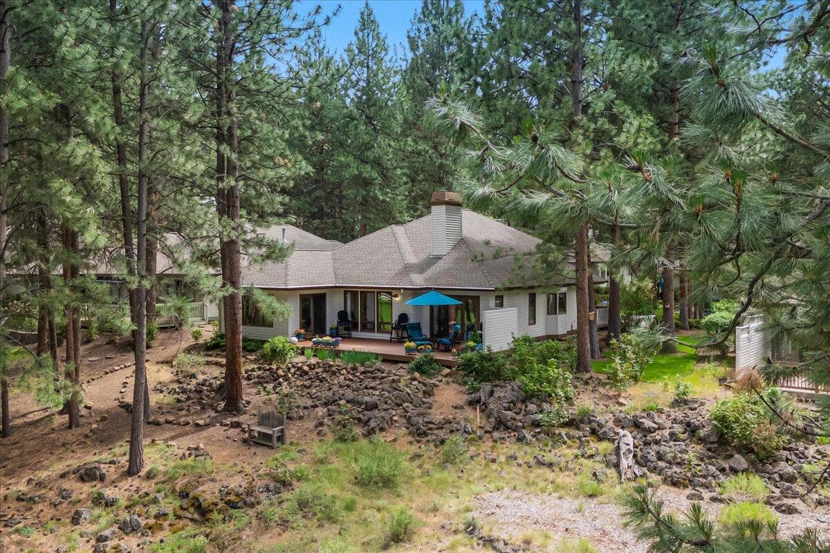Photo of 60841 Willow Creek Loop 29 of 40