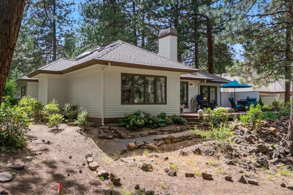 Photo of 60841 Willow Creek Loop 30 of 40