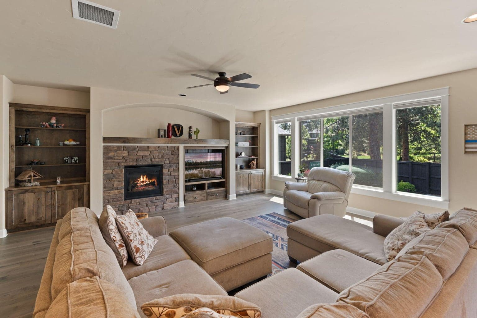 Photo of 60224 Rolled Rock Way 10 of 46