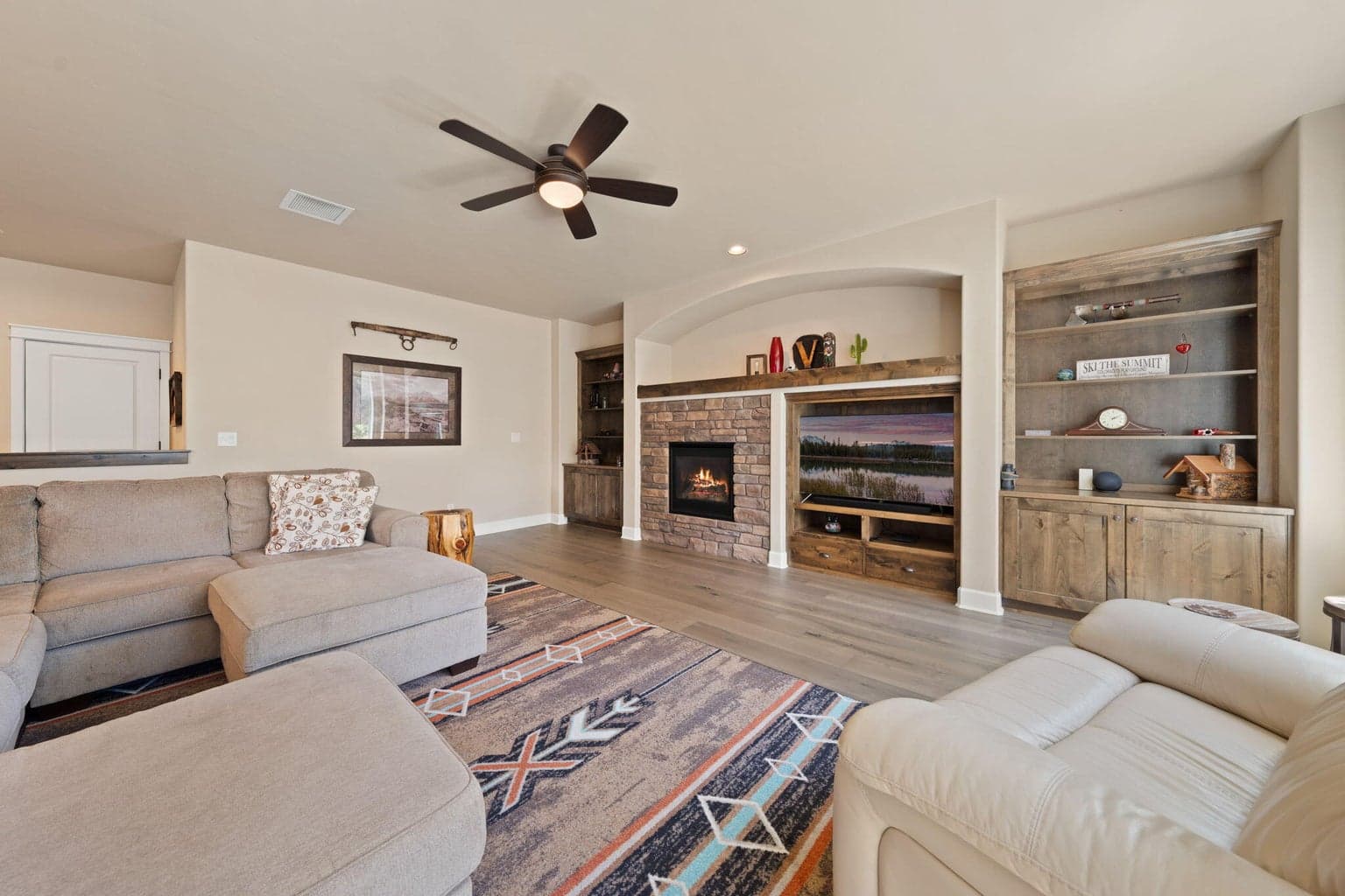 Photo of 60224 Rolled Rock Way 13 of 46