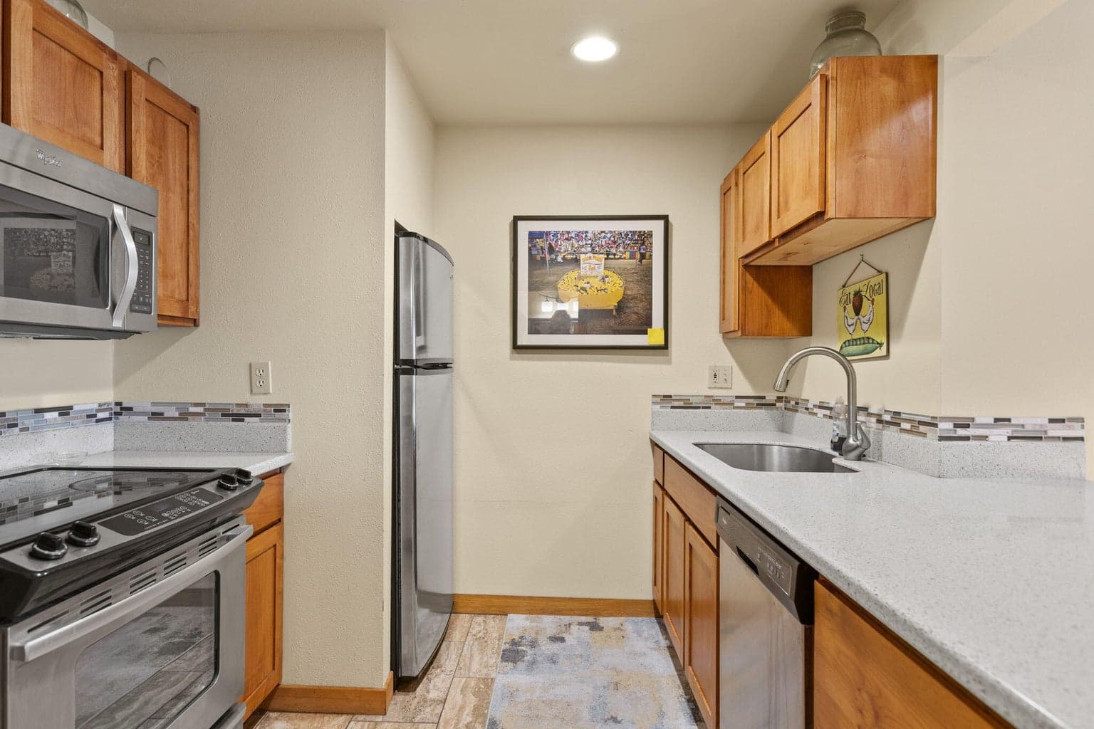 Photo of 18575 SW Century Drive 7 of 24