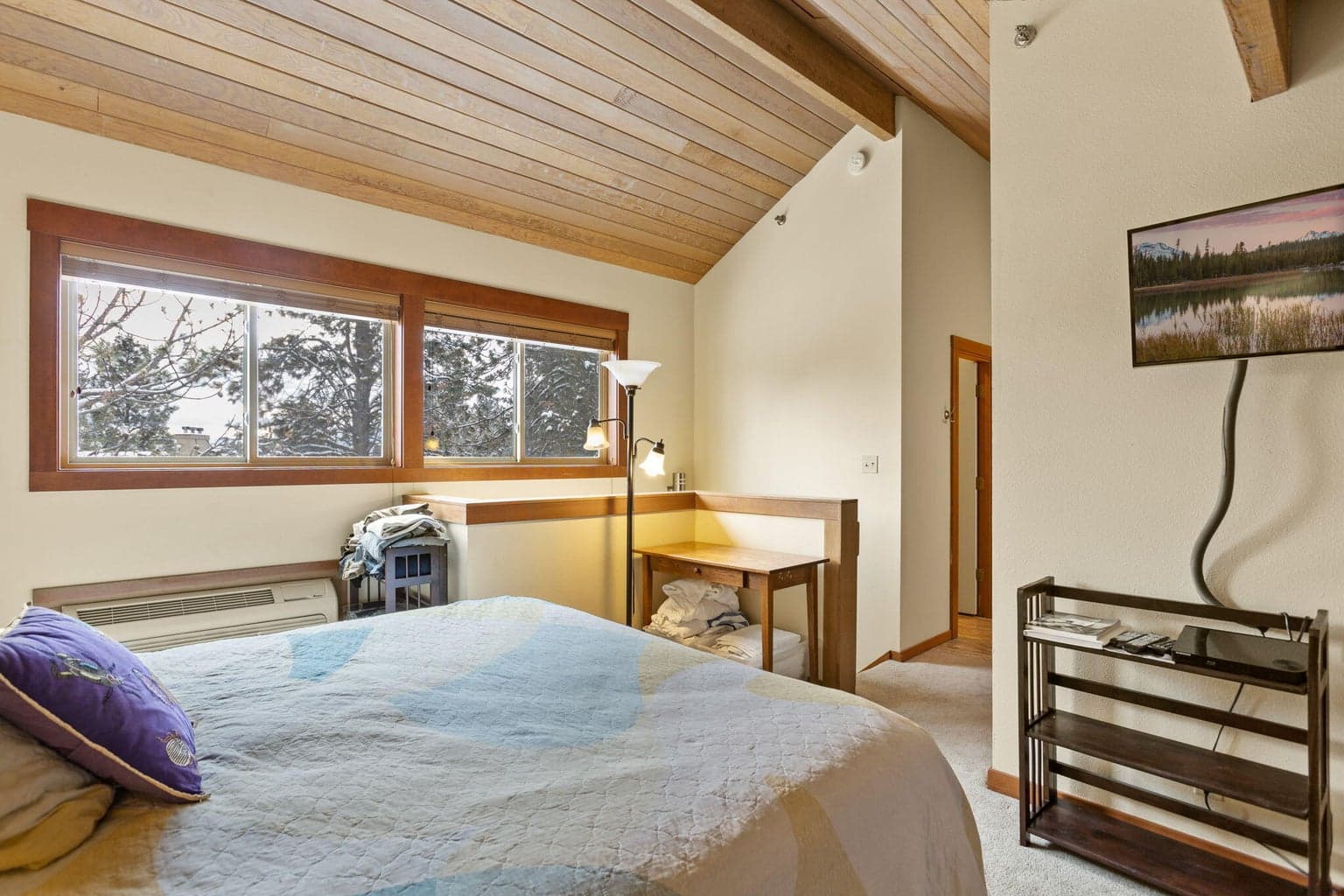 Photo of 18575 SW Century Drive 10 of 24