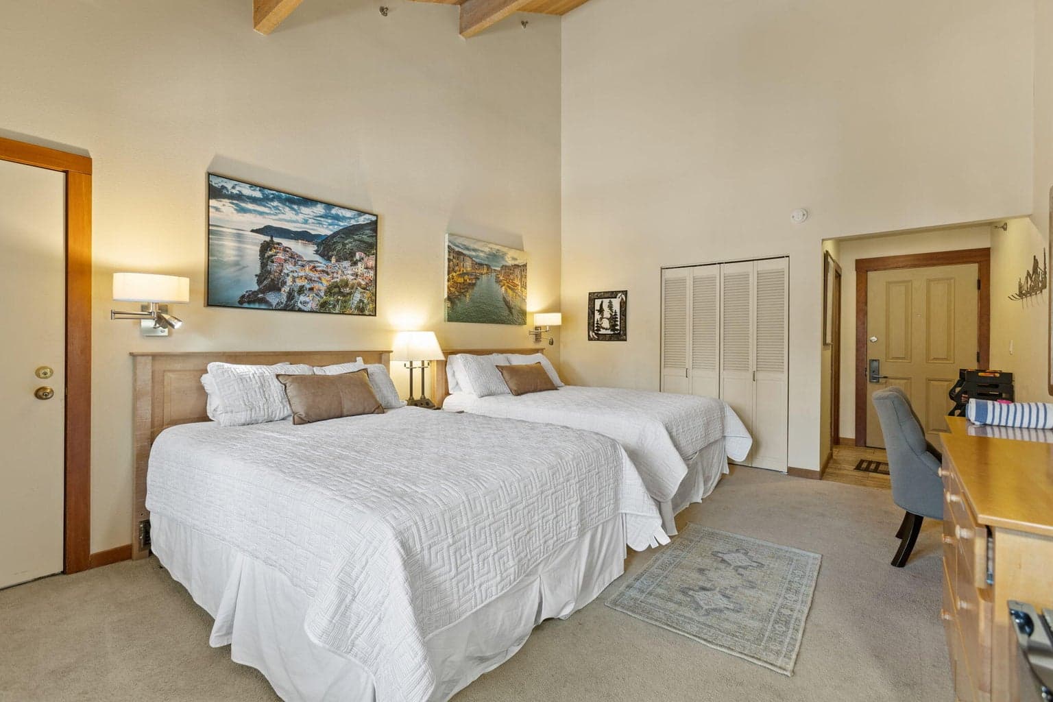 Photo of 18575 SW Century Drive 16 of 24
