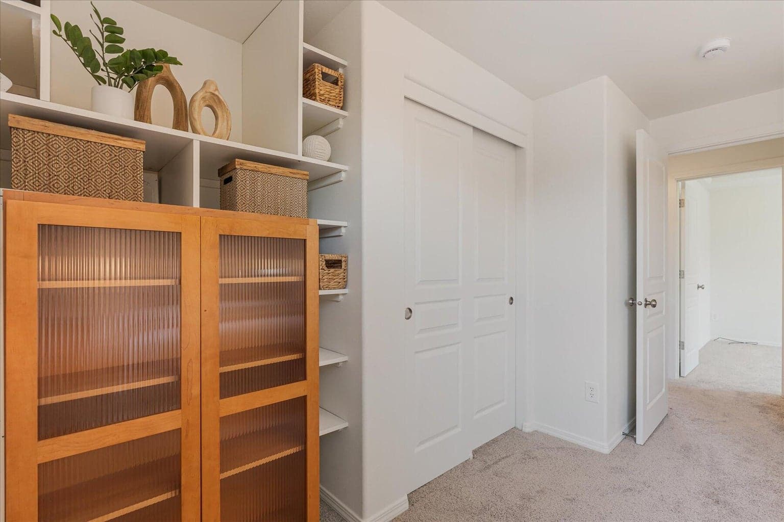 Photo of 2527 NE 5th Street 22 of 46