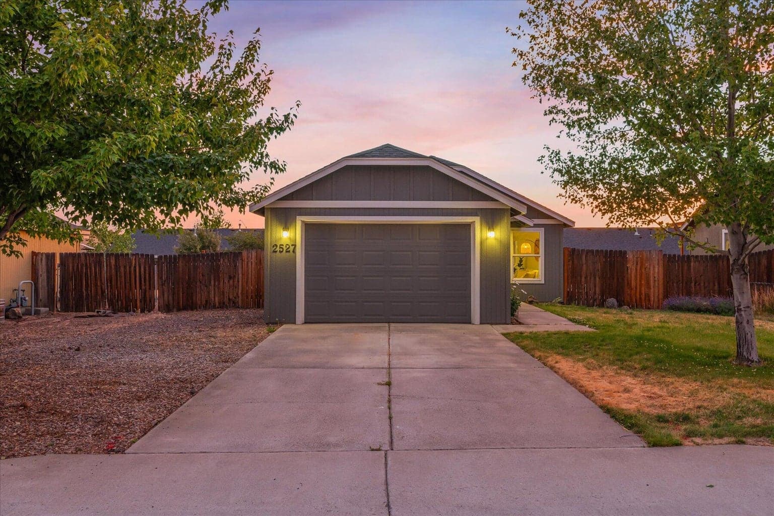 Photo of 2527 NE 5th Street 41 of 46