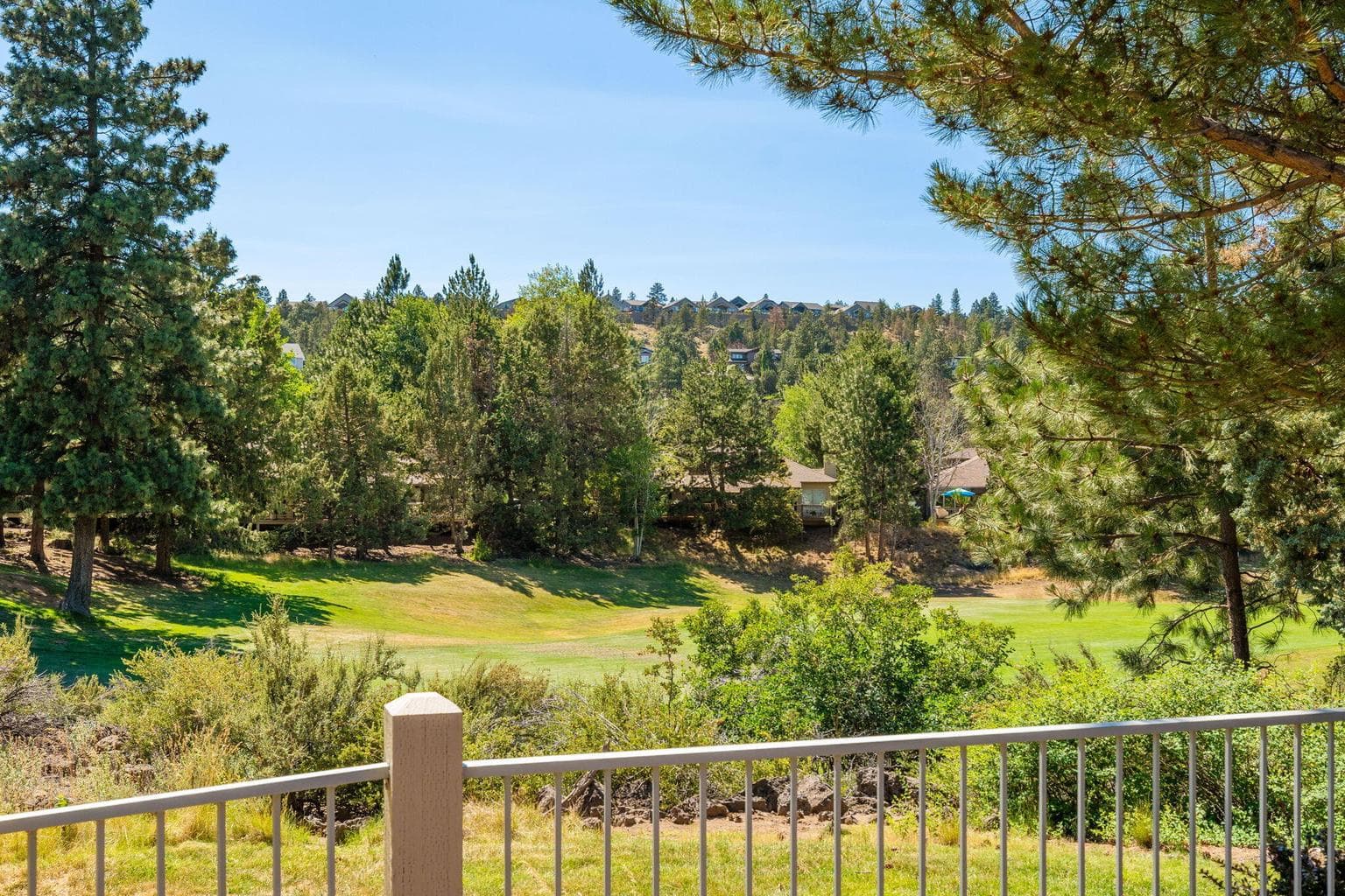 Photo of 3035 NW Golf View Drive 22 of 28