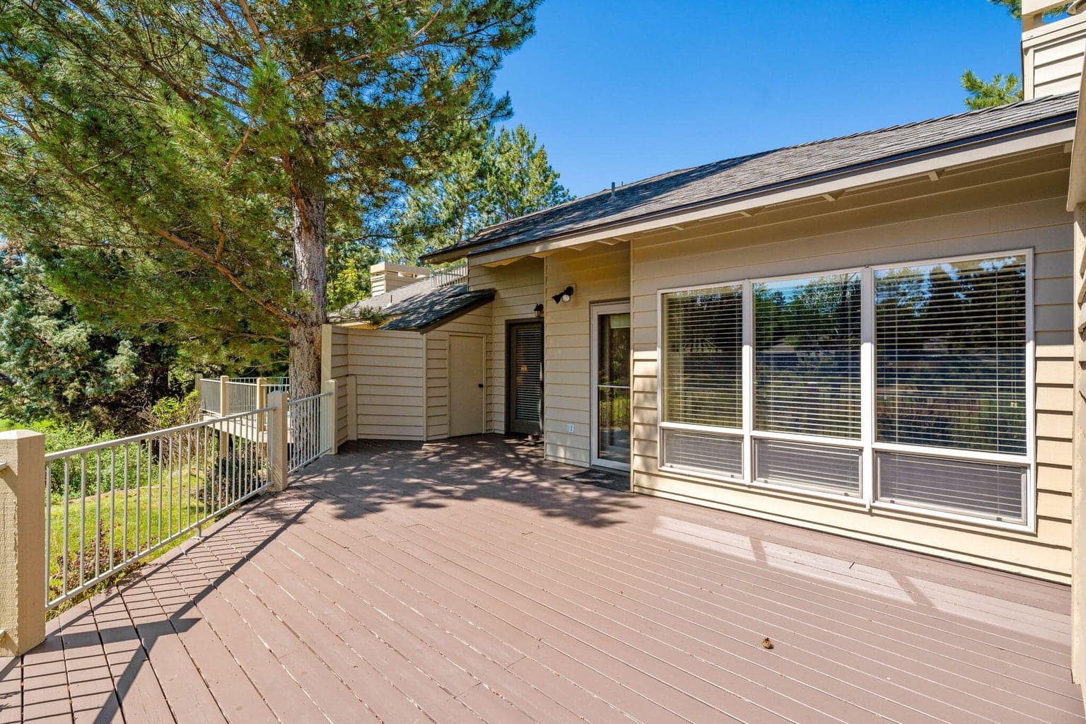 Photo of 3035 NW Golf View Drive 25 of 28