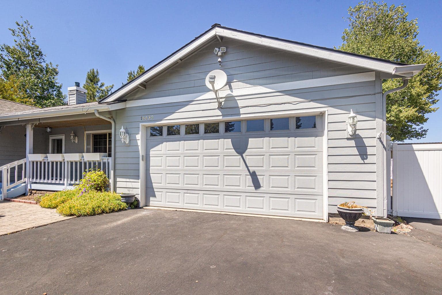 Photo of 16690 Oakridge Place 38 of 39