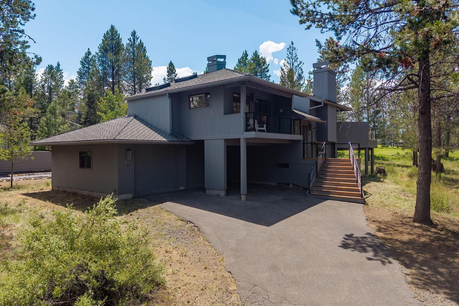 Photo of 57723 Cherrywood Lane 1 of 46