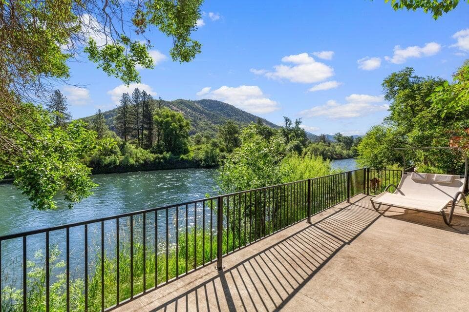 Photo of 5508 Rogue River 3 of 44