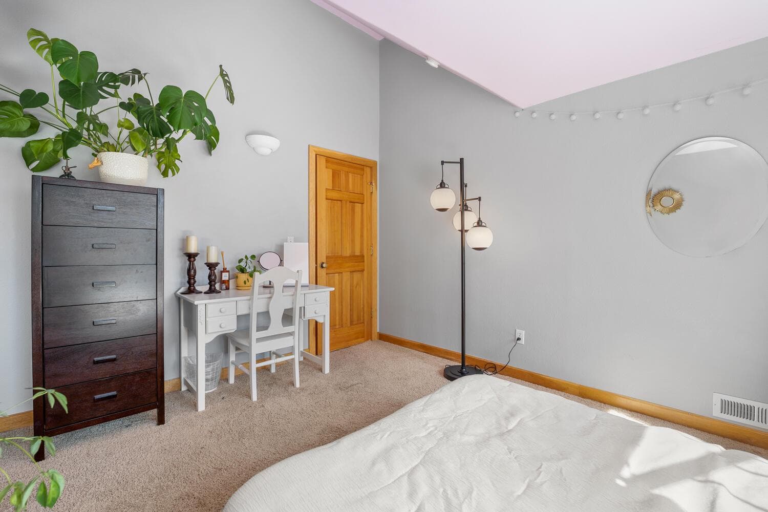 Photo of 335 NW 17th Street 11 of 60