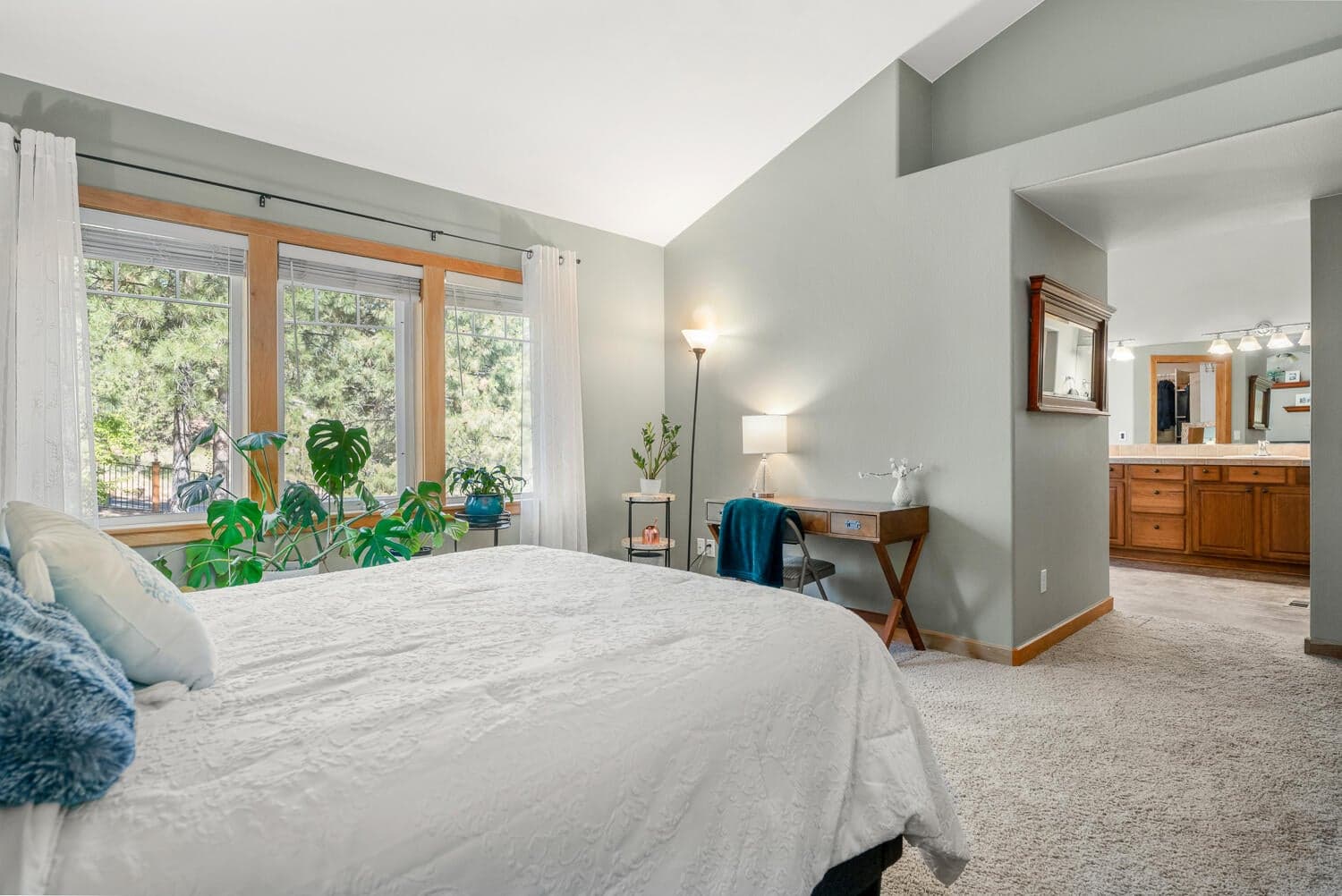 Photo of 335 NW 17th Street 15 of 60