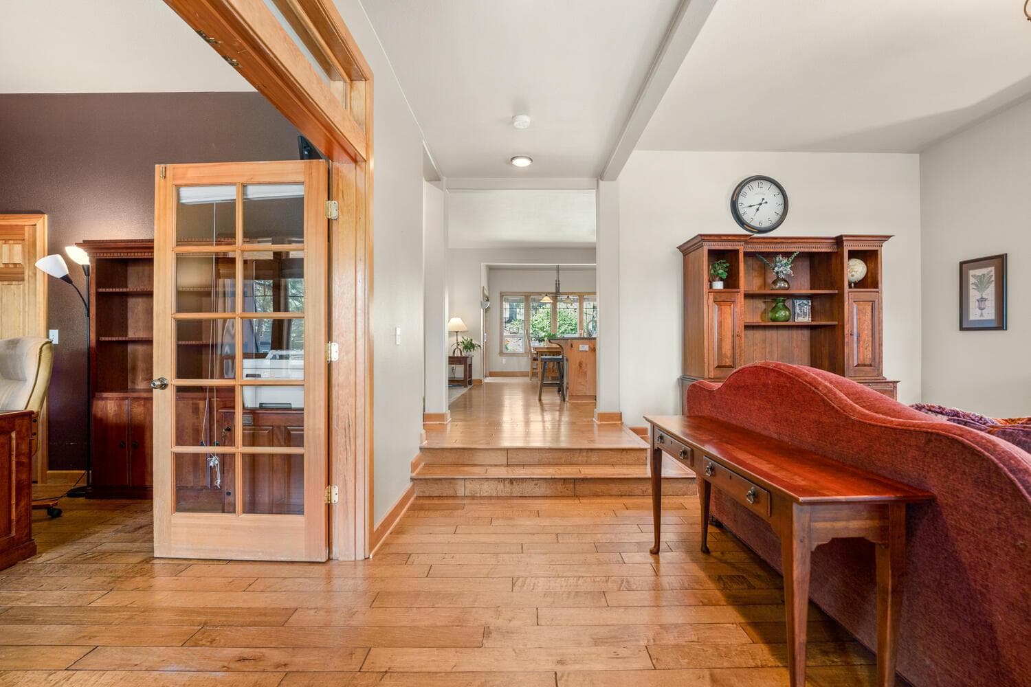 Photo of 335 NW 17th Street 24 of 60