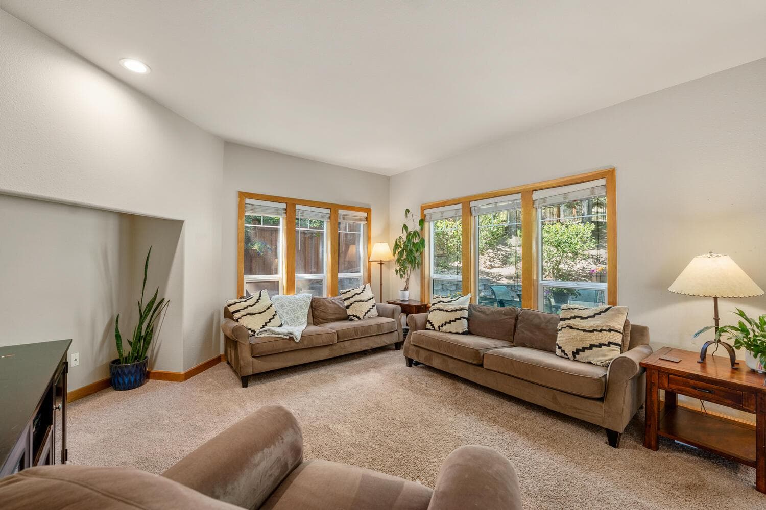 Photo of 335 NW 17th Street 19 of 60