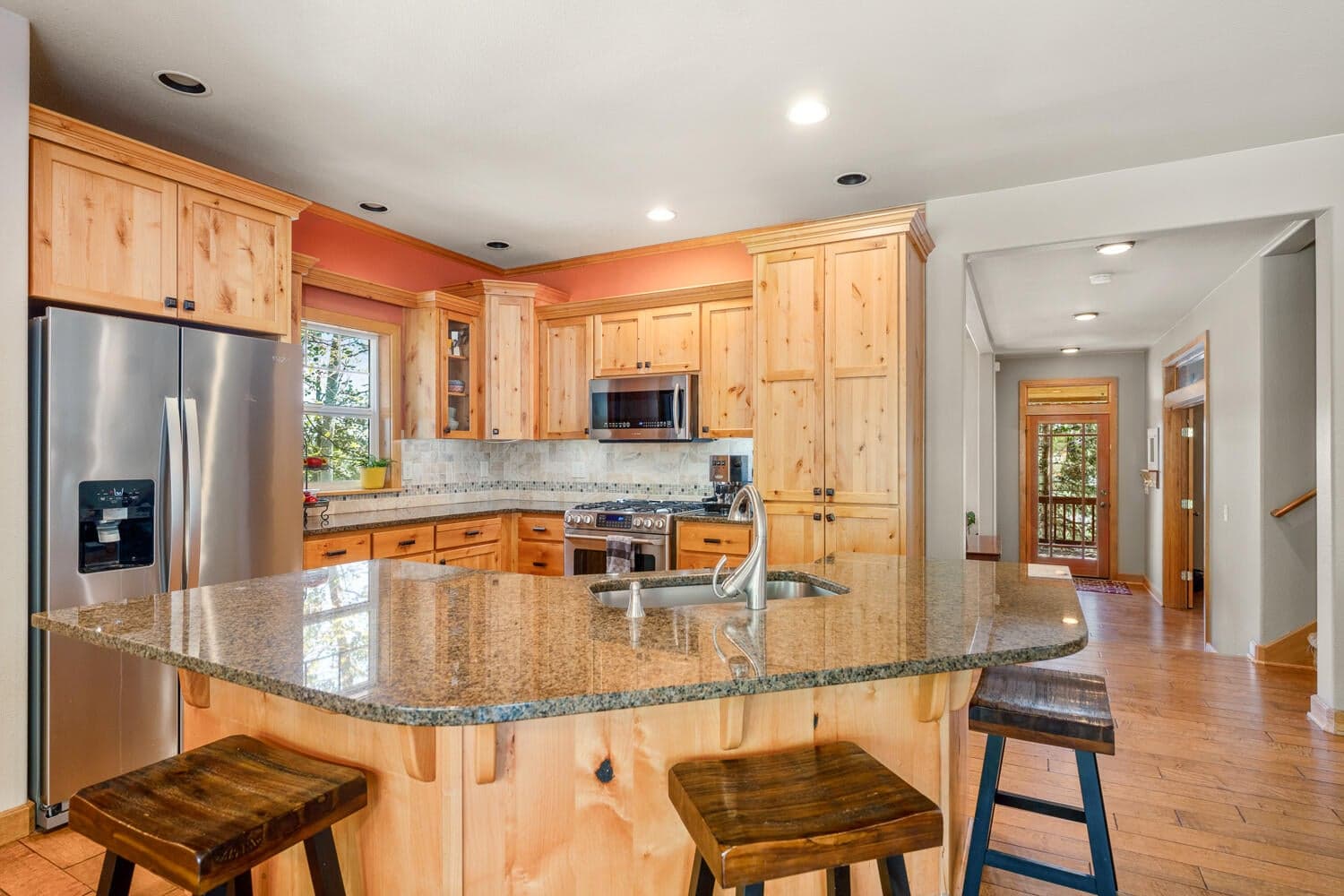 Photo of 335 NW 17th Street 26 of 60