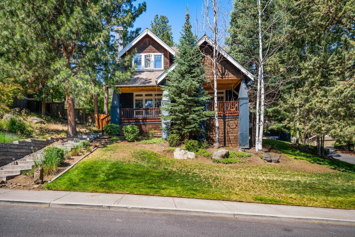 Photo of 335 17th 1 of 60