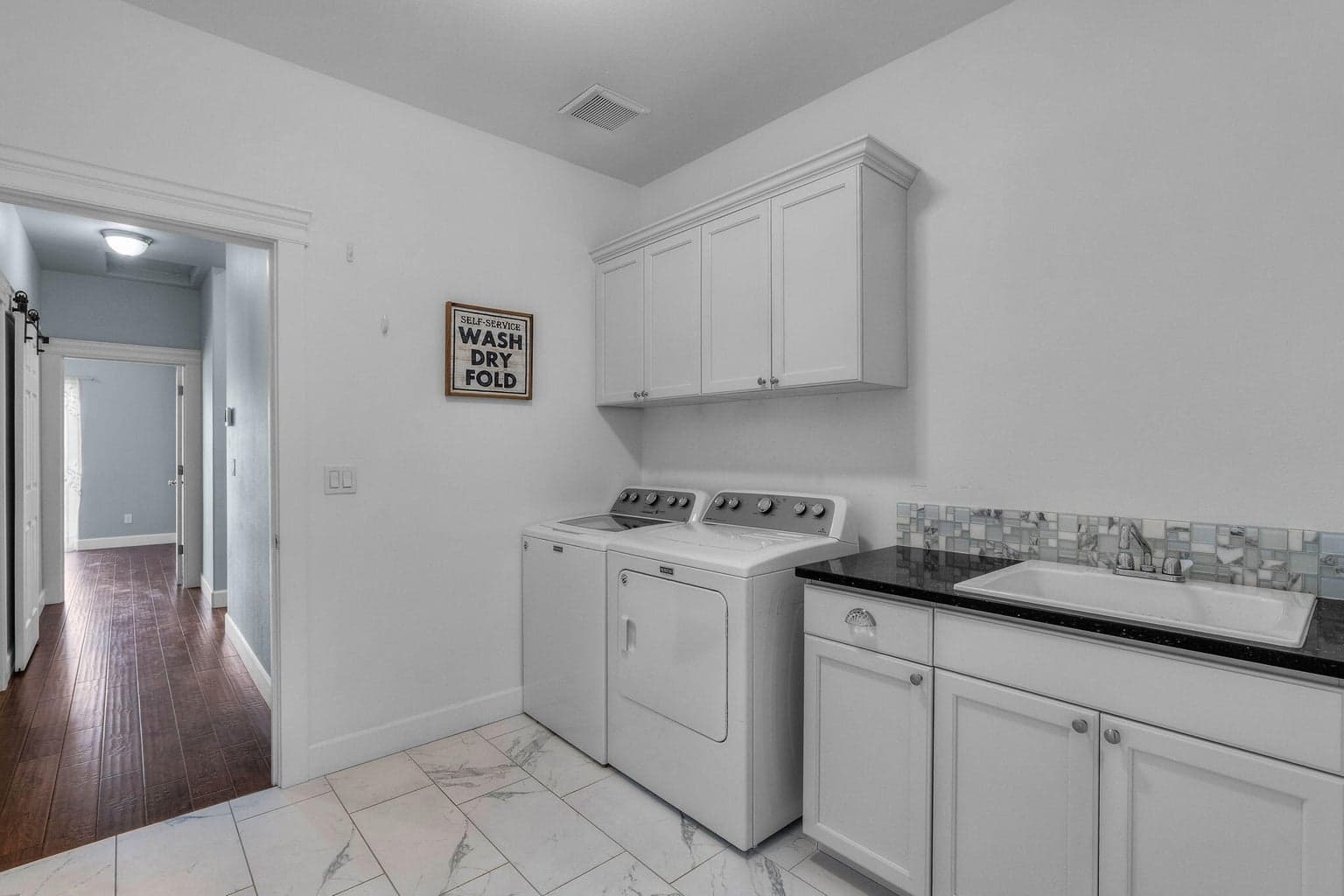 Photo of 878 NW 13th Street 28 of 45