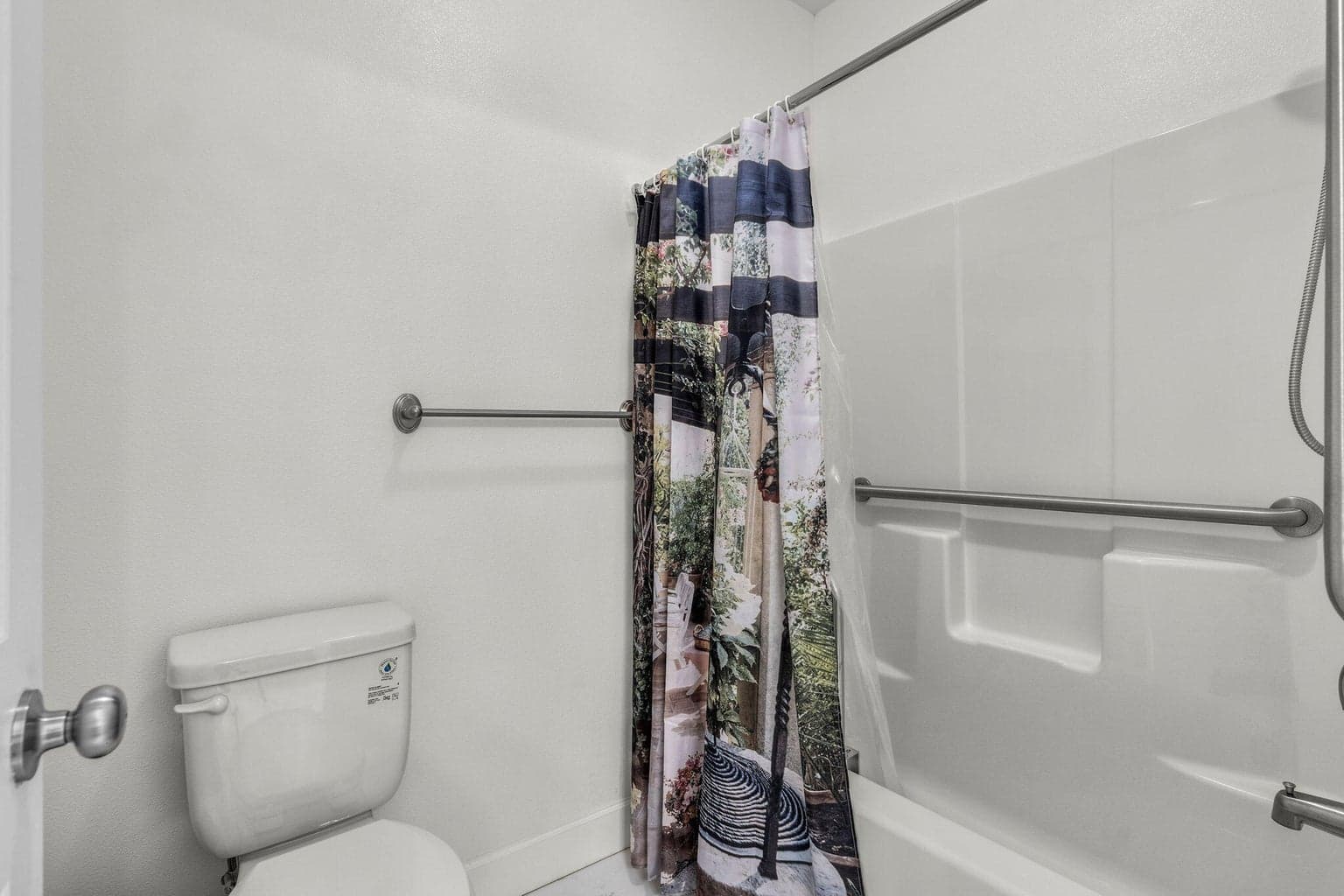 Photo of 878 NW 13th Street 25 of 45