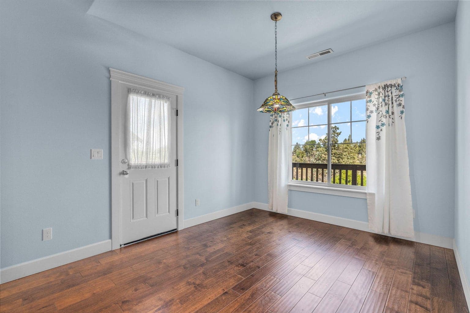 Photo of 878 NW 13th Street 15 of 45