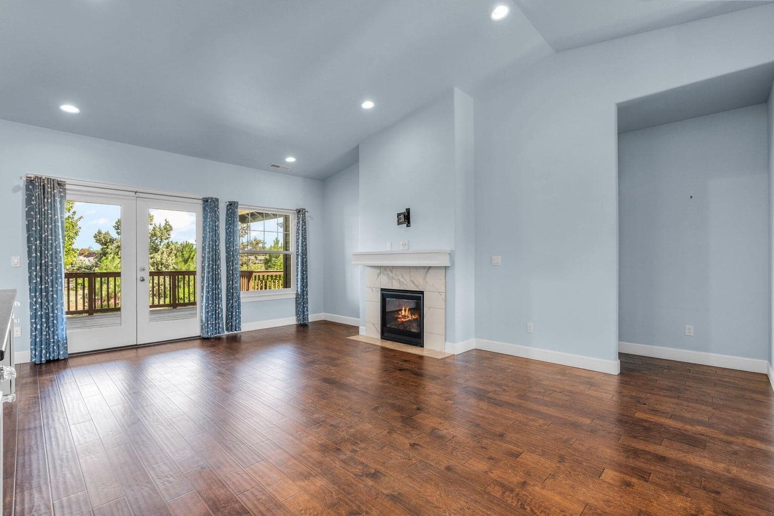 Photo of 878 NW 13th Street 9 of 45