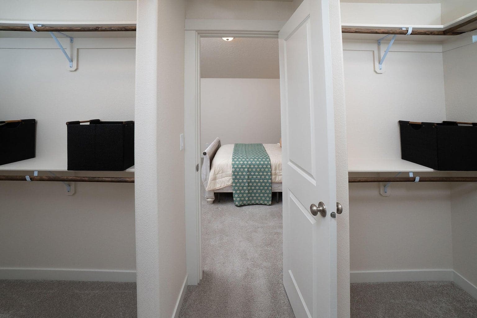 Photo of 1810 W Williamson Avenue 8 of 21