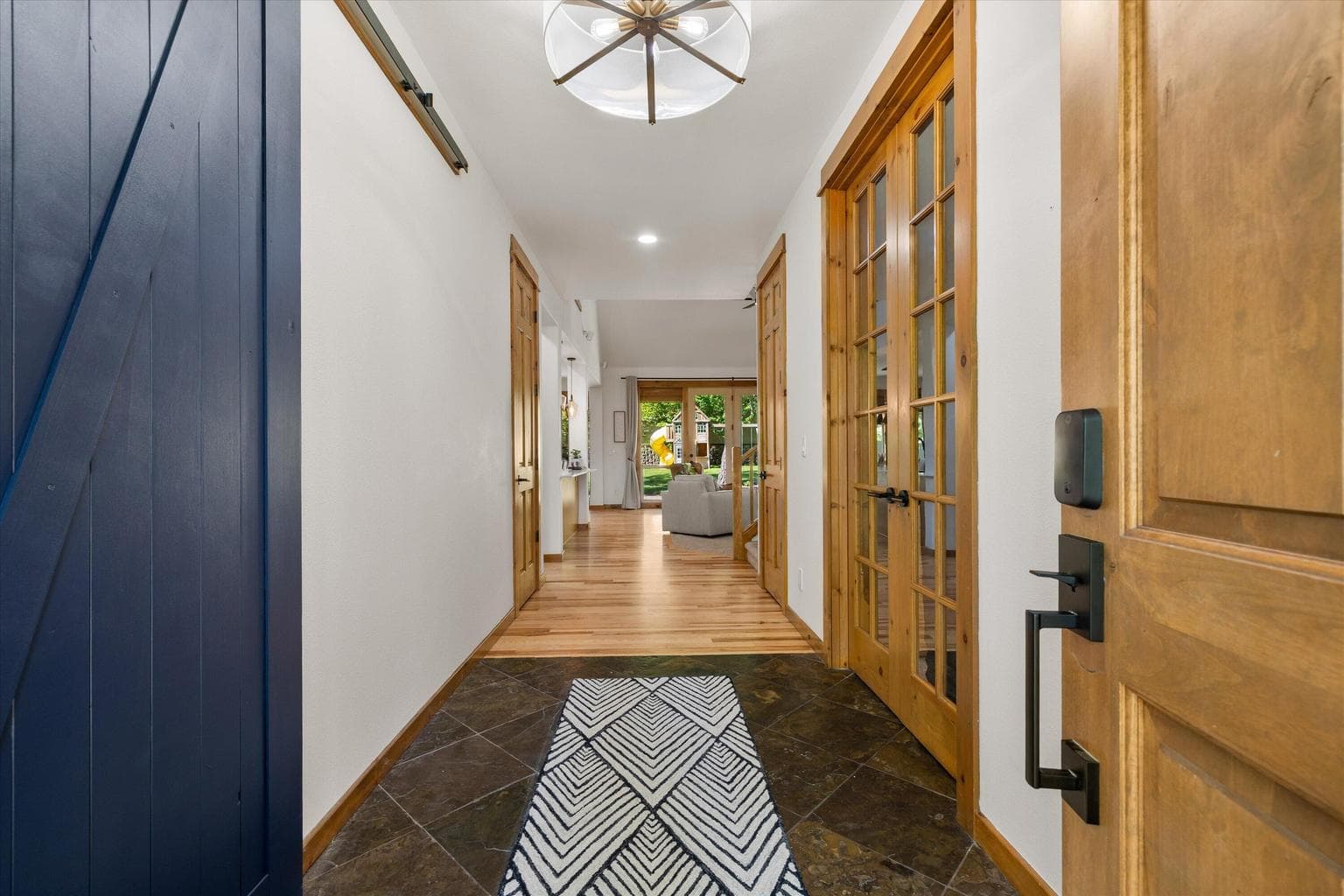 Photo of 60808 Goldenwood 5 of 53