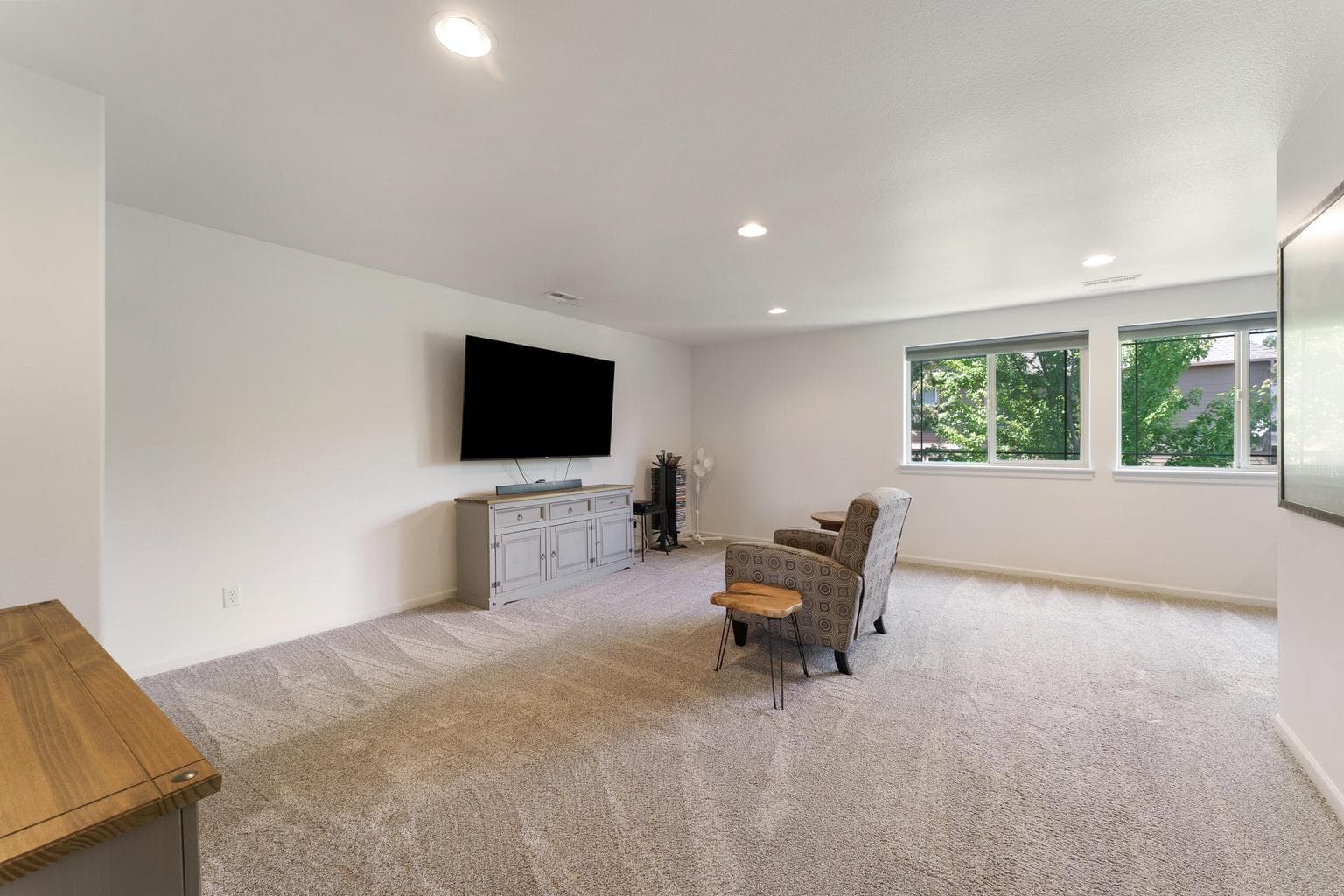 Bonus space (Upstairs)
