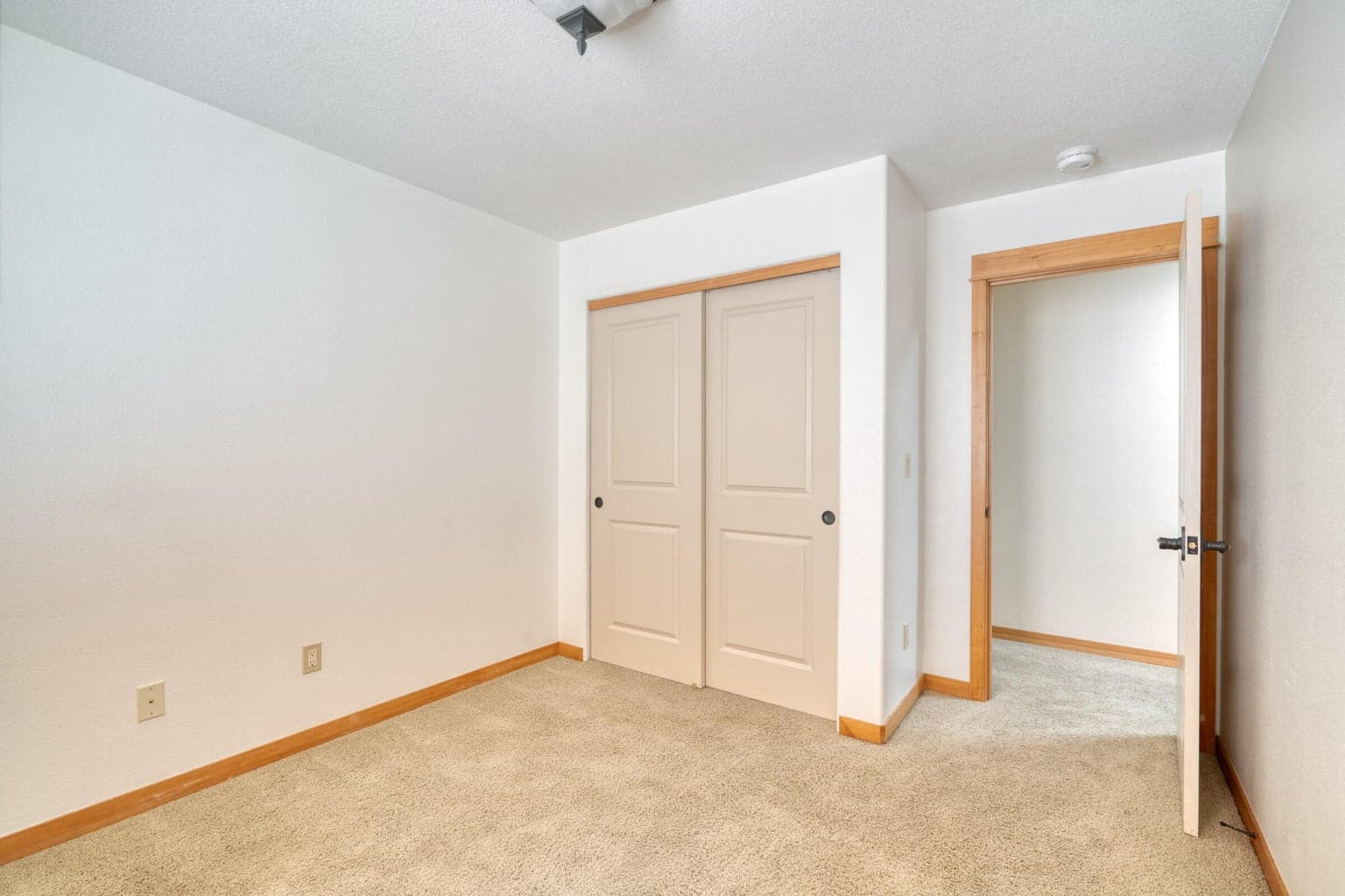 Bedroom 3 Closet