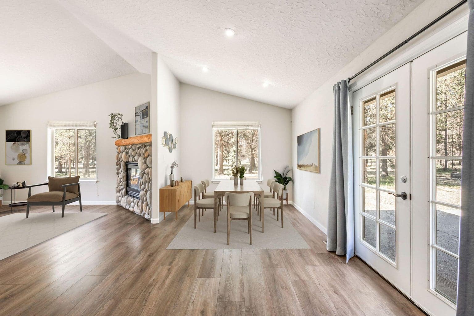 Photo of 16062 Waddell Road 5 of 44