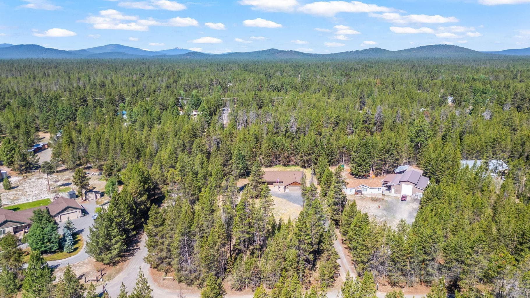 Photo of 16062 Waddell Road 33 of 44