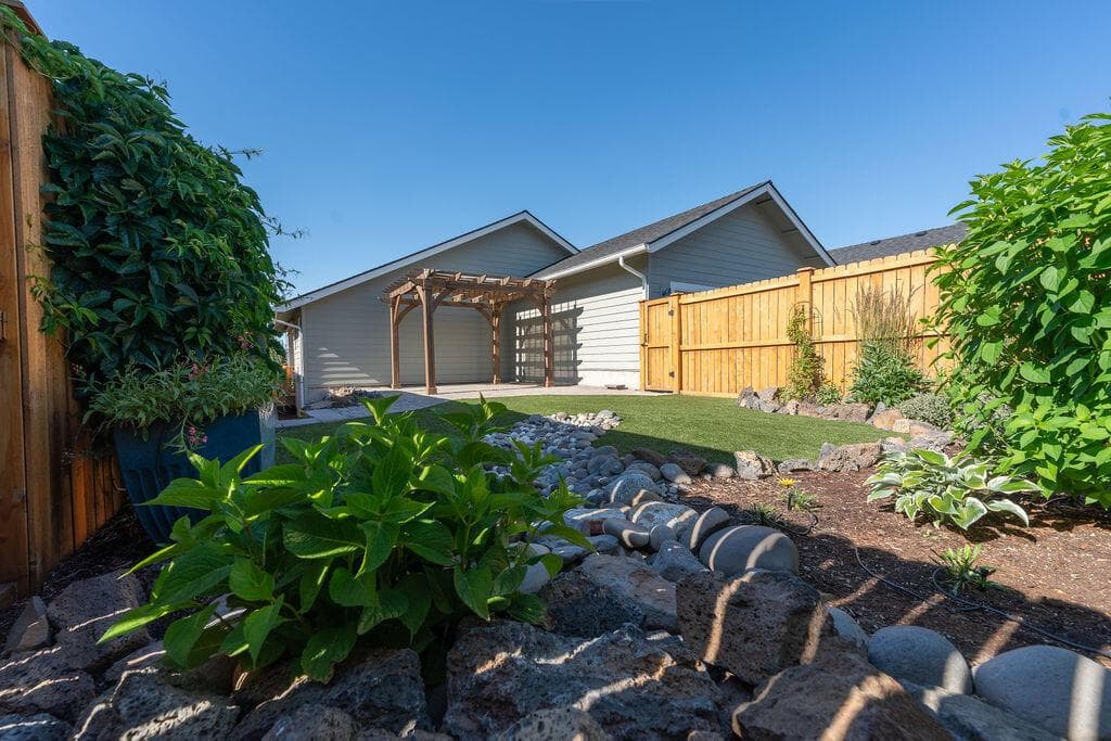 Photo of 3330 NW Birch Avenue 47 of 47