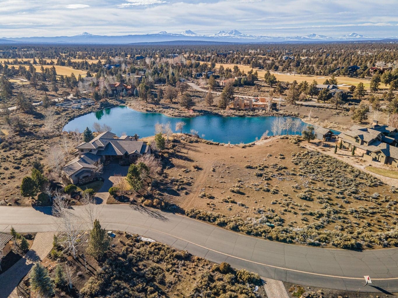 Photo of 65935 Pronghorn Estates 5 of 9
