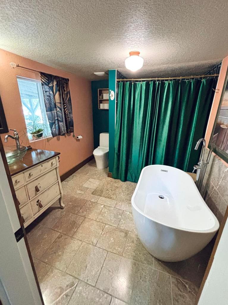 Main bathroom
